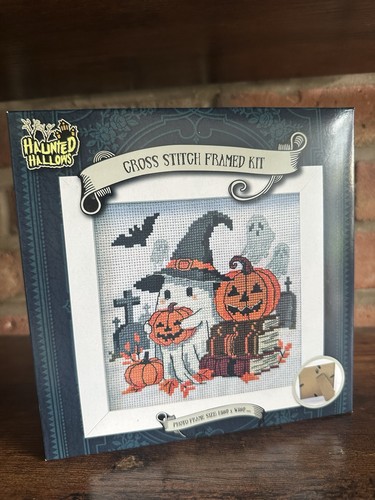 Haunted hallows halloween - haunted,