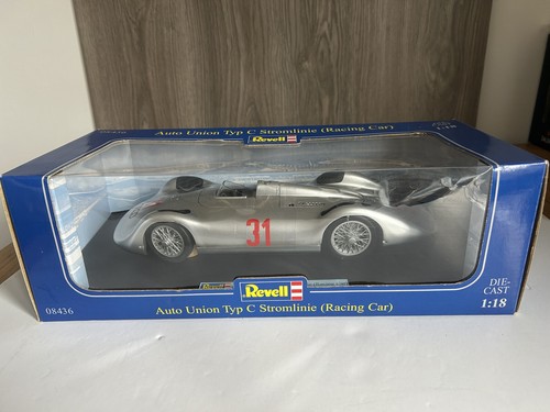 Revell scale 08436 - 1/18, auto