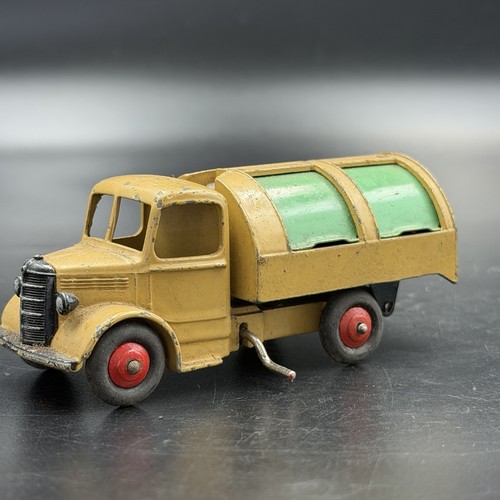Vintage dinky toys 252 - dinky,