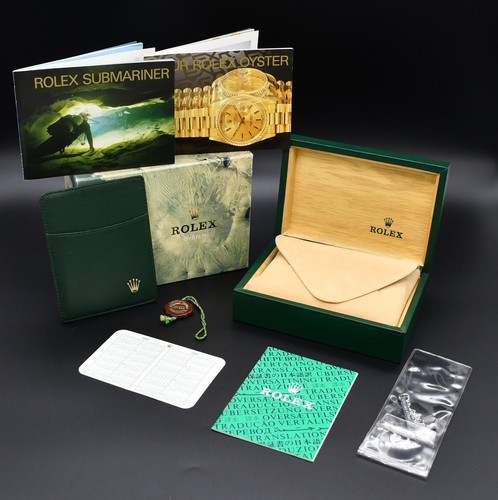 Rolex submariner 16610 box set - submariner,