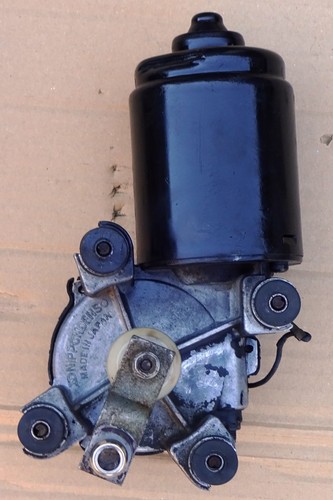 Front windshield wiper - windshield, motor