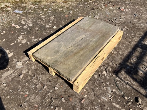 Reclaimed sand stone - 24",