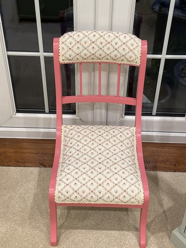 Vintage nursing chair