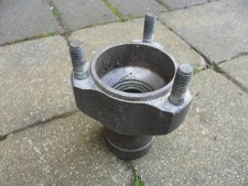 GO KART 17MM FRONT HUB - CRG -