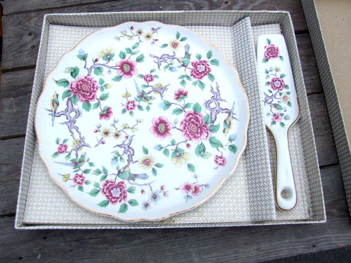 Old foley garland rose cake - old,
