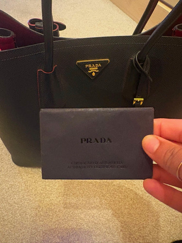 Prada saffiano cuir leather - prada,