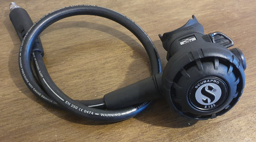 Scubapro r195 diving regulator - scubapro,
