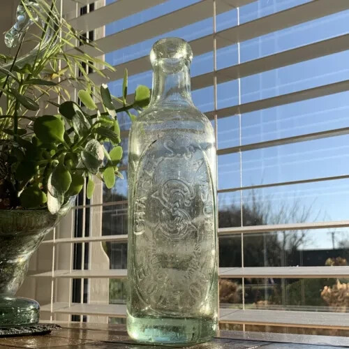 Clear green vintagebottle - green,