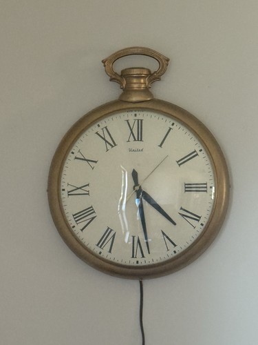 Vintage working united - vintage, clock