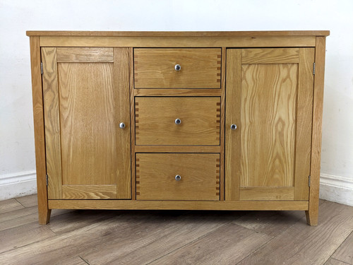 Sideboard oak veneer - 3, drawer