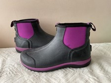 MUDS NOBLE OUTFITTERS ladies