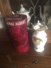 Royal Albert Old Country Roses Vase