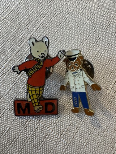Vintage pin badges - ,