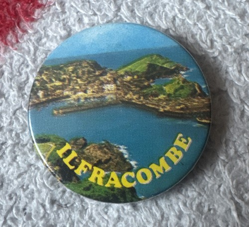 Ilfracombe devon pin button - ilfracombe,