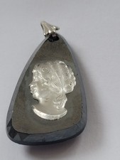 Antique Victorian French Jet Pendant – Mother of Pearl Cameo, Mourning Jewellery