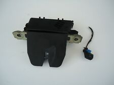 VAUXHALL ASTRA H  ZAFIRA B 2004-2010 TAILGATE BOOT LOCK CATCH SOLENOID WITH PLUG