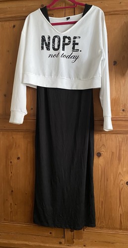 Long black sleeveless dress - black,
