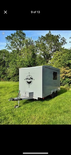 Off grid camper with fixed - with,