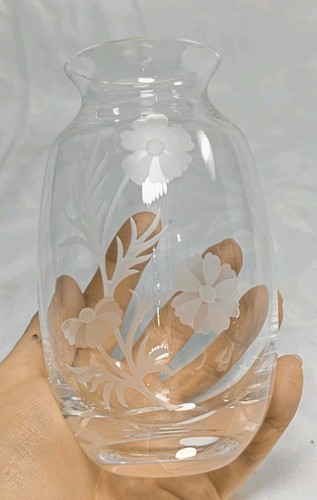 Edinburgh crystal vase etched - vase,
