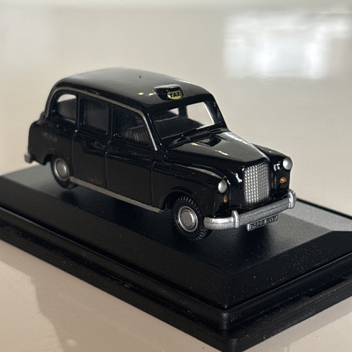 Oxford diecast austin - oxford,