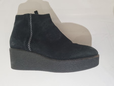 Aquatalia Women's Vianna Black Waterproof Suede Ankle Boots uk 6