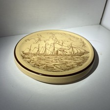 VINTAGE CERAMIC TRIVET/PAN
