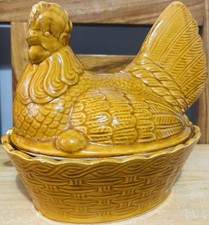 Vintage Walchester Brown Treacle Glaze Ceramic Hen On Nest Chicken Egg Holder