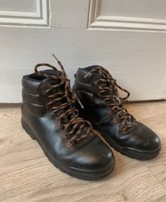 Lomer leather walking boots
