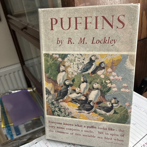 Puffins superb tunnicliffe - in,