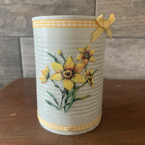 Daffodil decorative storage - daffodil,