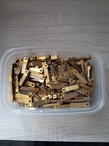 Brass pins from uk - 1,