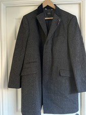 Jeff Banks Dark Grey Herringbone Wool Overcoat Size 44 Velvet Collar PRISTINE