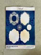 Large Pack Tattered Lace