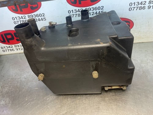 Plastic hydraulic oil tank