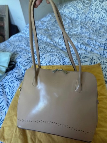 Preloved frederic paris - preloved,