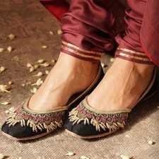 Womens Handmade Jutti