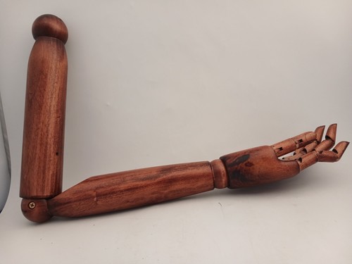 Wooden mannequin articulated - wooden,