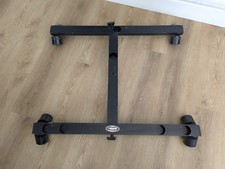 Hague D5 Universal Tracking