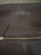 Pure Luxuries Leather Handbag