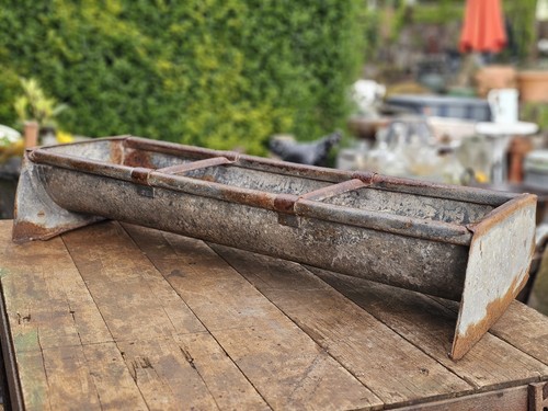 Galvanise vintage trough - vintage,
