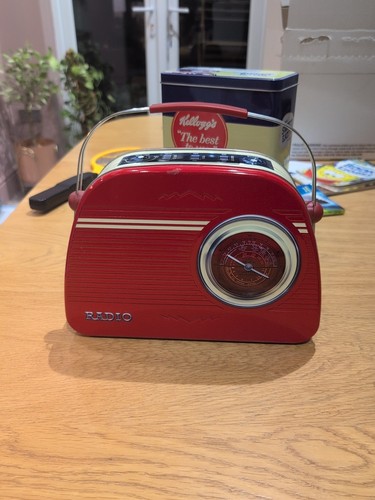 Bright red retro vintage - bright,