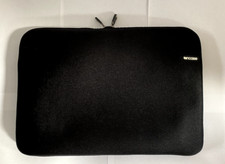 INCASE Black Neoprene Soft Cover Laptop Case Bag for 17" Laptops Used/Pristine