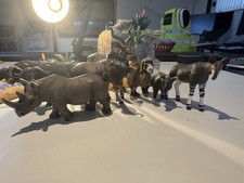 RARE SCHLEICH + PAPO 8-ITEM SAFARI ANIMAL COLLECTION - IMMACULATE CONDITION