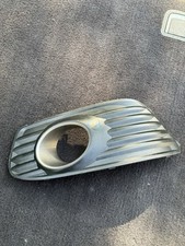 JDM Subaru Legacy B4 2002-2003 Front Bumper Fog Light cover Bezel Driver Side