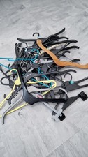 Clothes hangers  adults various 30pc  used