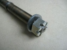 Daimler DB18 Dingo WW2 Water Pump Spindle and Nut & Washer Nos (1)