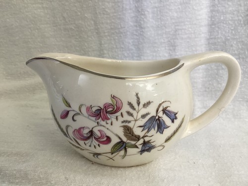 Small ornamental milk - ornamental,