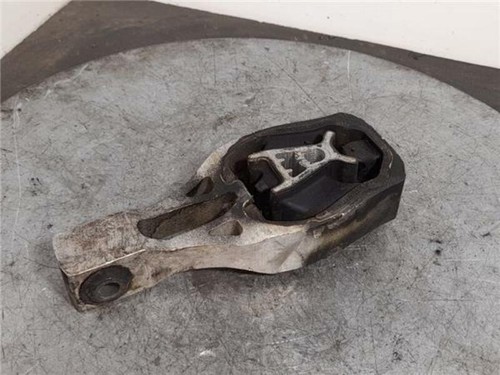 9811786680 engine mounting