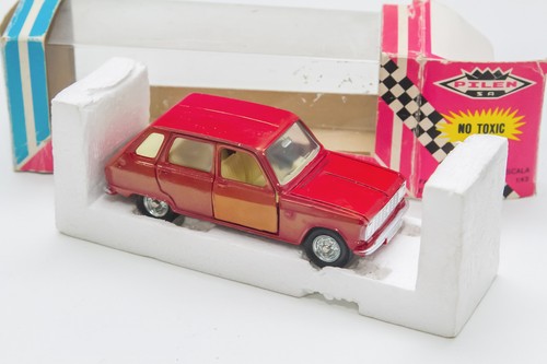 Renault 204 dinky no - 204,