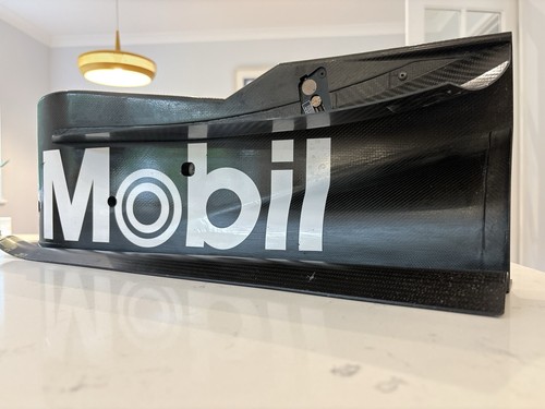 Genuine 2002 mclaren - mclaren, f1